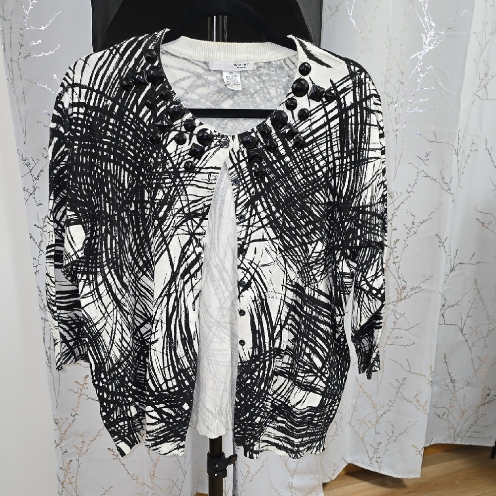 WD.NY Black and White Women's Cardigan